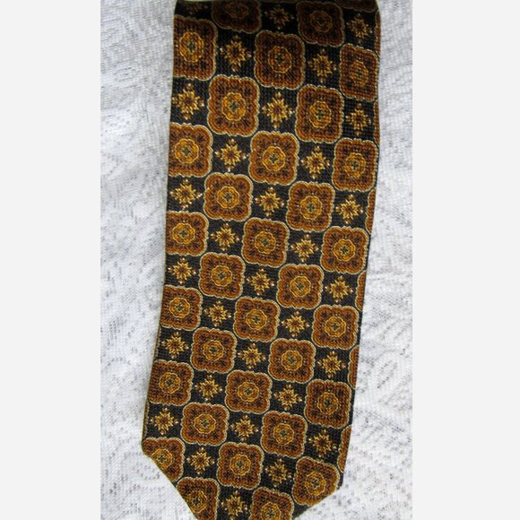 Christian Dior Monsieur  Silk Tie . - Picture 7 of 7